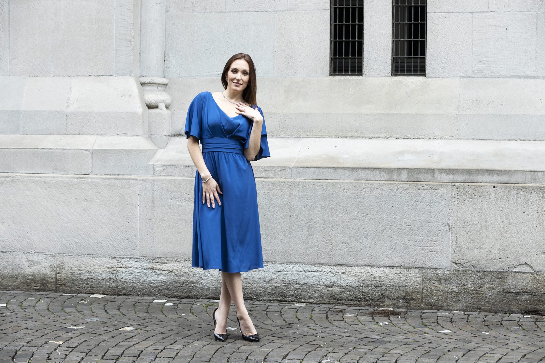 Brautmutterkleid in Blau mit Flügelärmeln, Massanfertigung Zürich